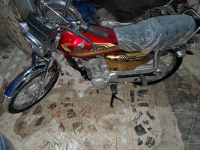 Honda CG 125 SE GOLD 2025
