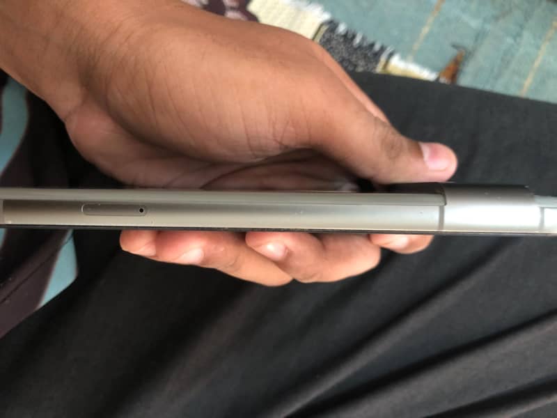 Google Pixel 8 3