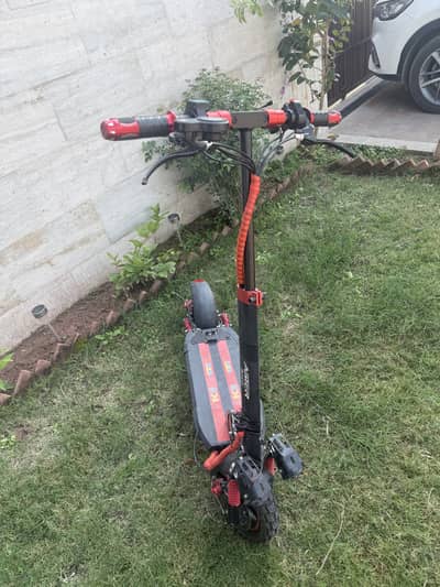 ASTER BKE E-10 electric foldable scooty
