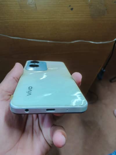 Vivo Y18