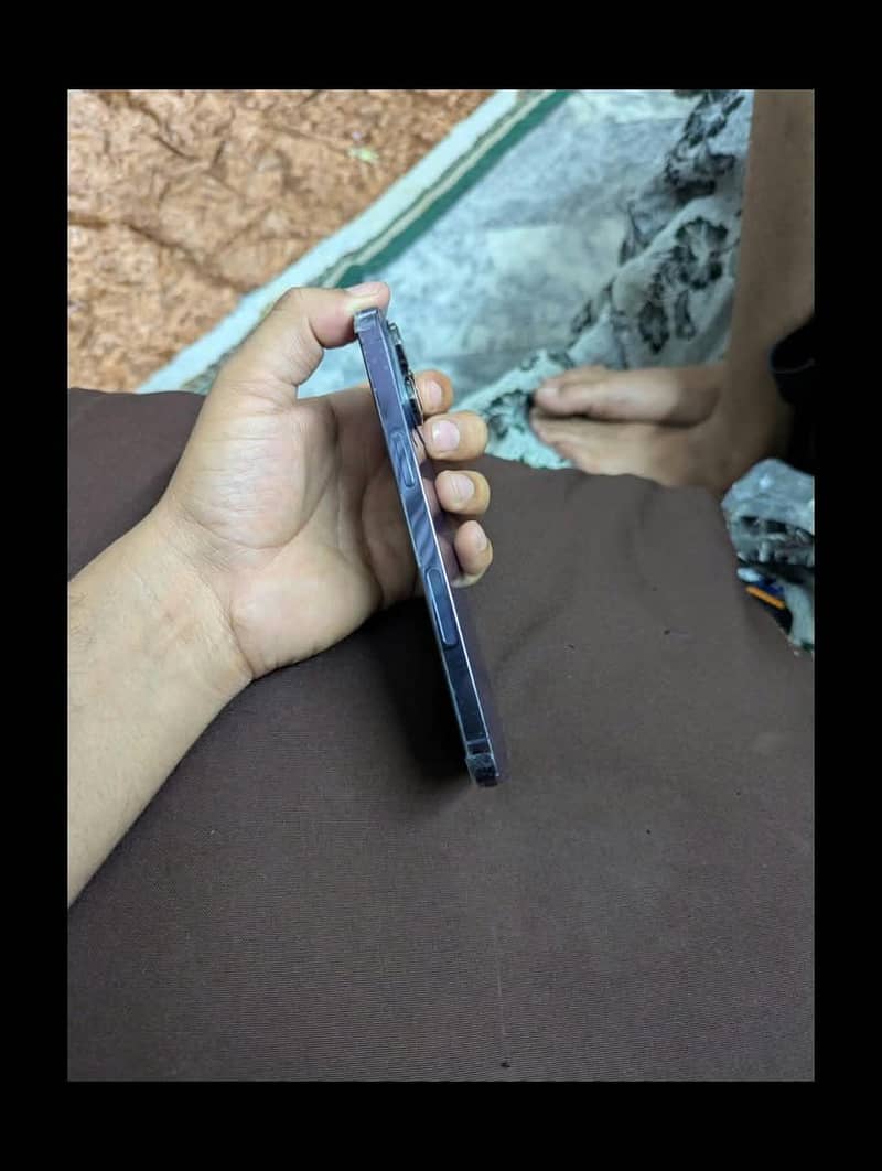 Apple iPhone 14 Pro Max 2