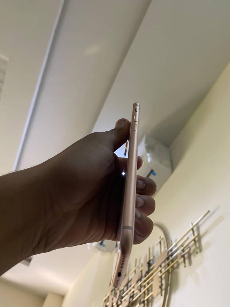Apple iPhone 8 Plus 64 3