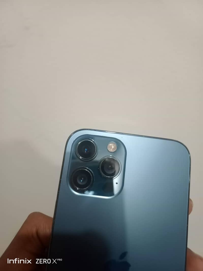iphone 12 pro max 2
