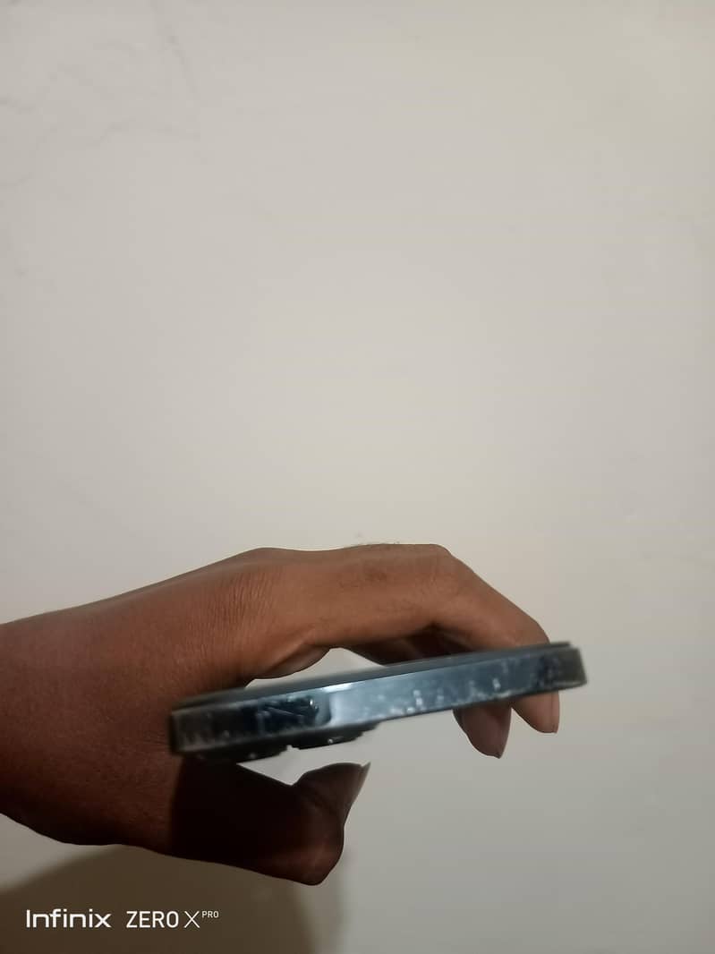 iphone 12 pro max 3