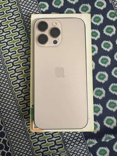 Apple iPhone 16 Pro Max