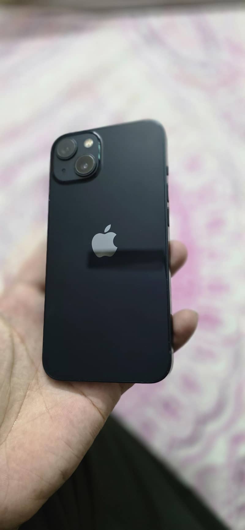 Apple iPhone 13 0