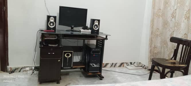 Complete desktop Computer-viewsonic LED