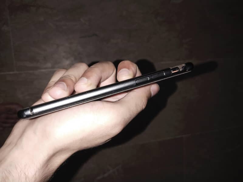 Apple iPhone 8 2