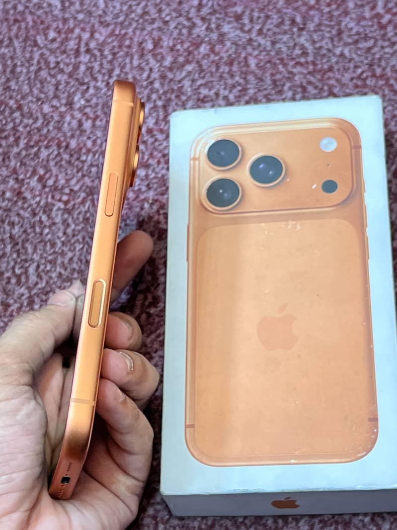 Apple iPhone 17 Pro 1