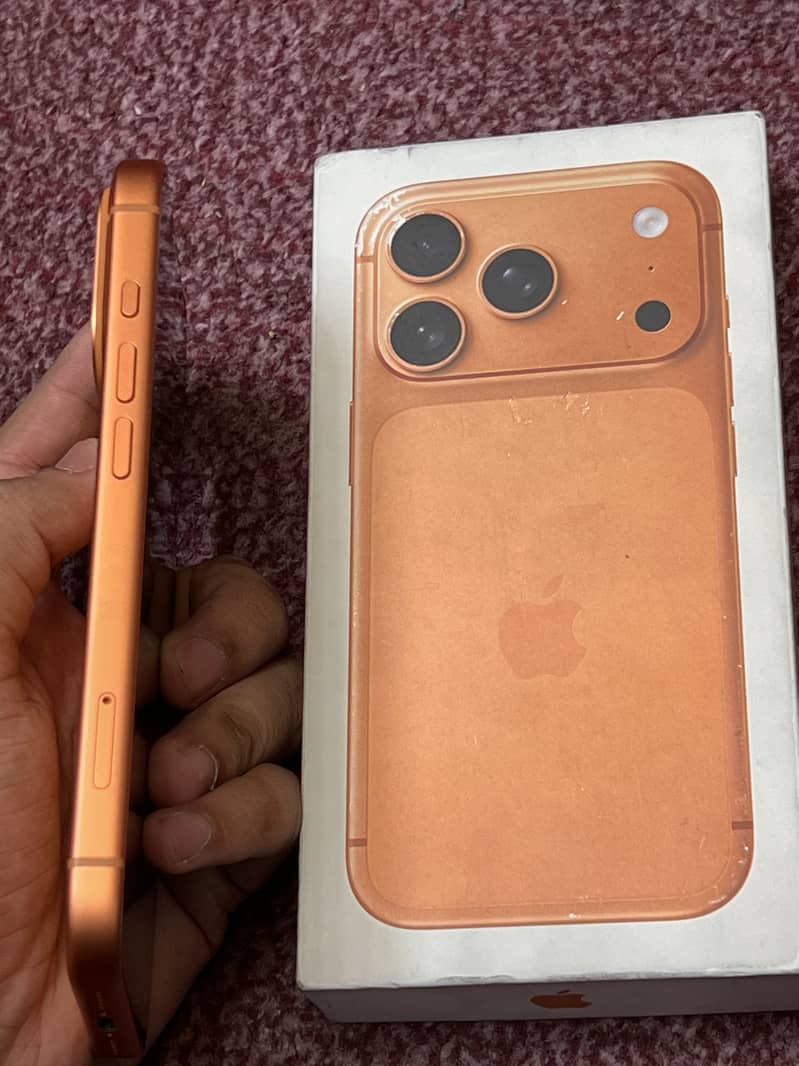Apple iPhone 17 Pro 2