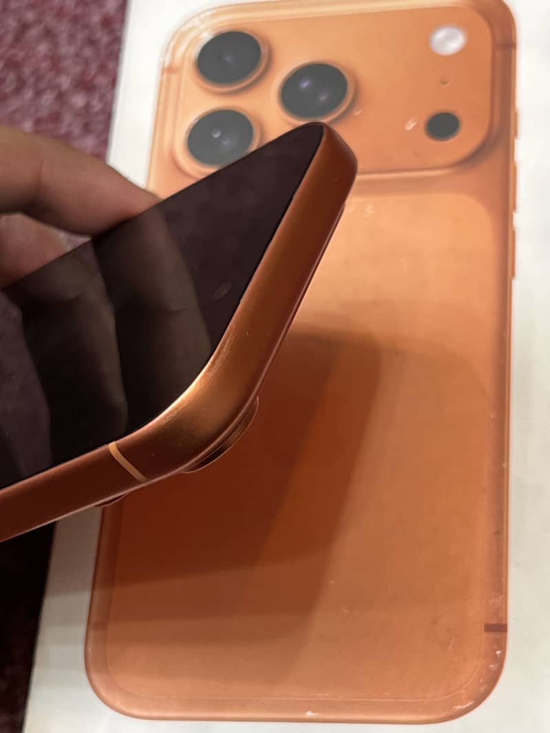 Apple iPhone 17 Pro 4