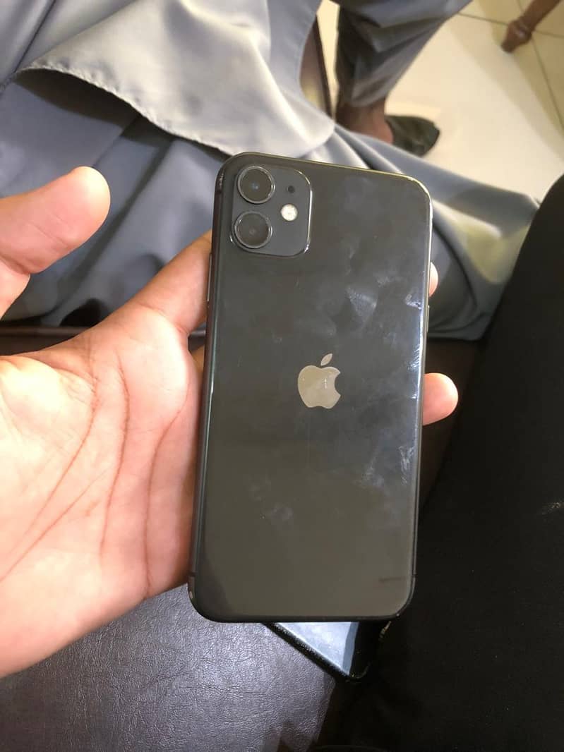 Apple iPhone 11 jv 4