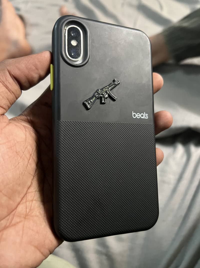 Apple iPhone X 3