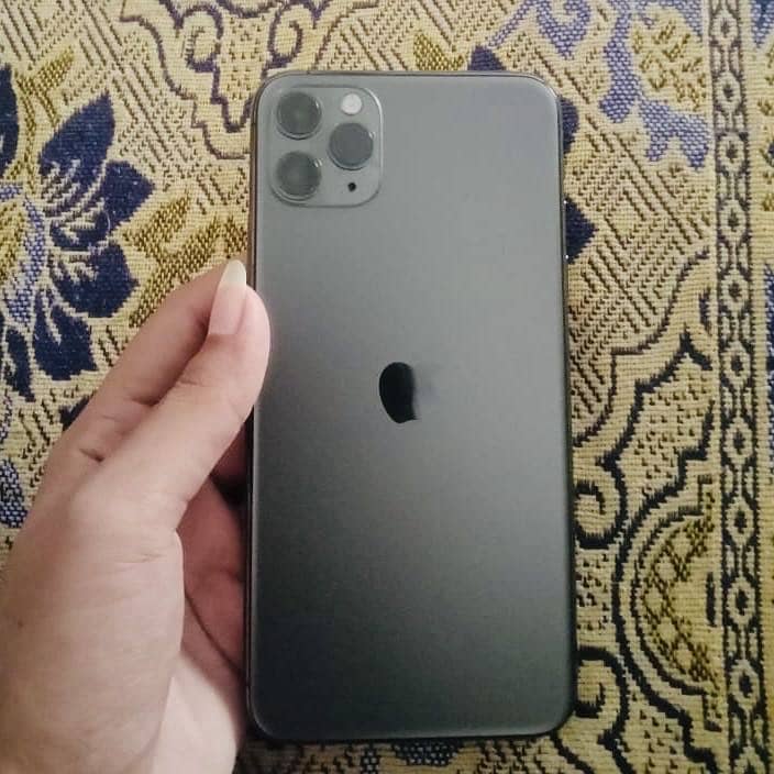 Apple iPhone 11 Pro Max 0
