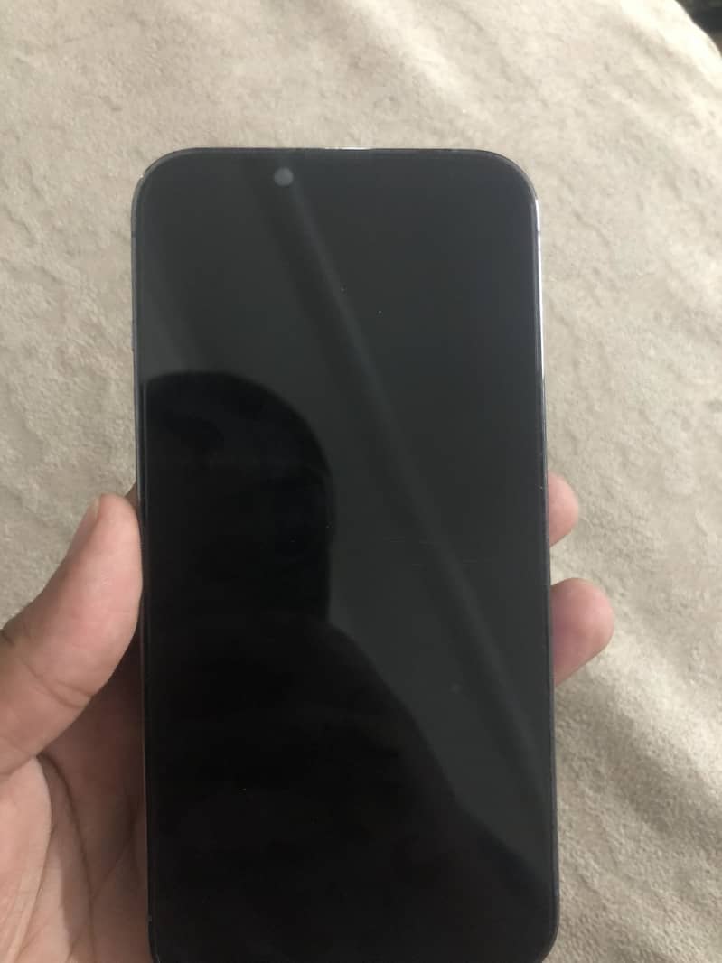 Apple iPhone 13 Pro 1