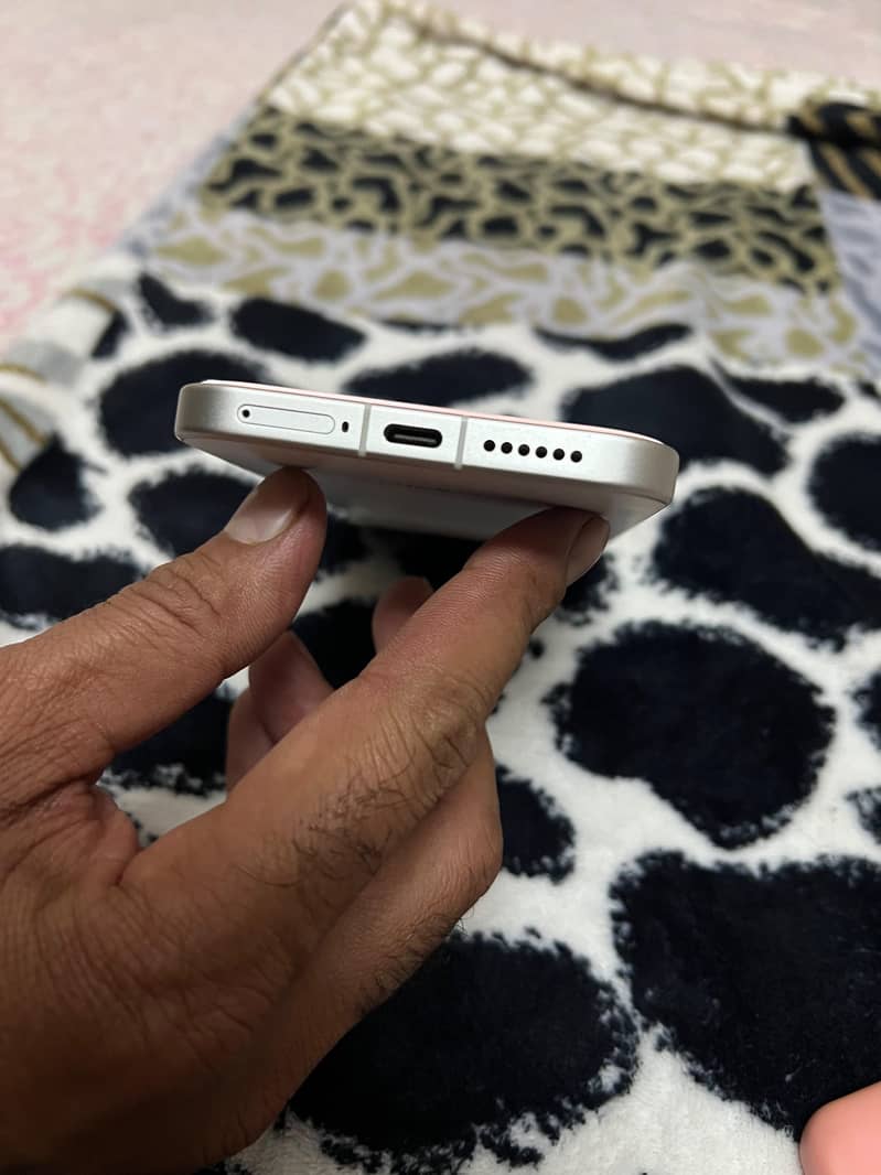 Xiaomi 17 Pro Max 7