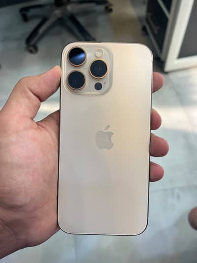 Apple iPhone 16 Pro Max