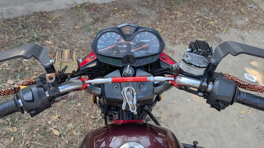 Suzuki gr150 4