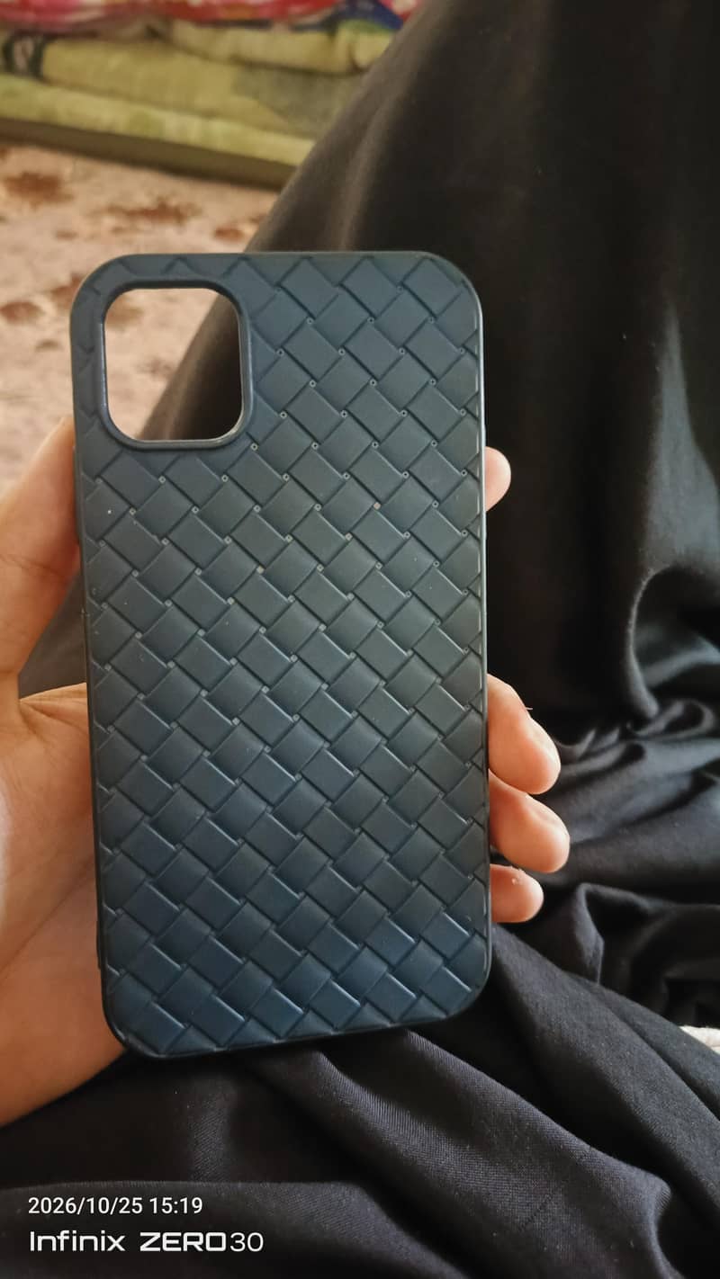 Apple iPhone 11 7