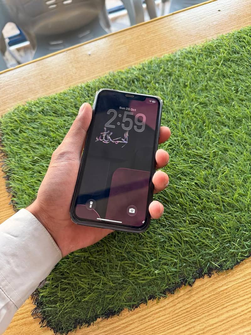 Apple iPhone 11 1