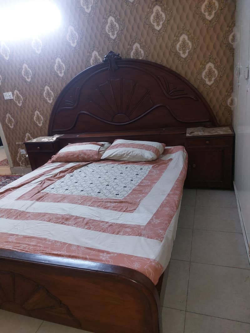 big size king bed 2