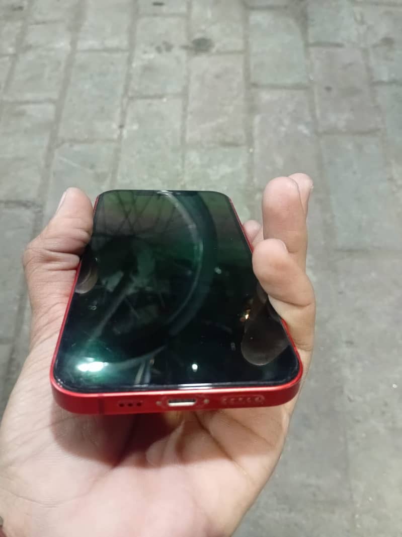 Apple iPhone 12 0