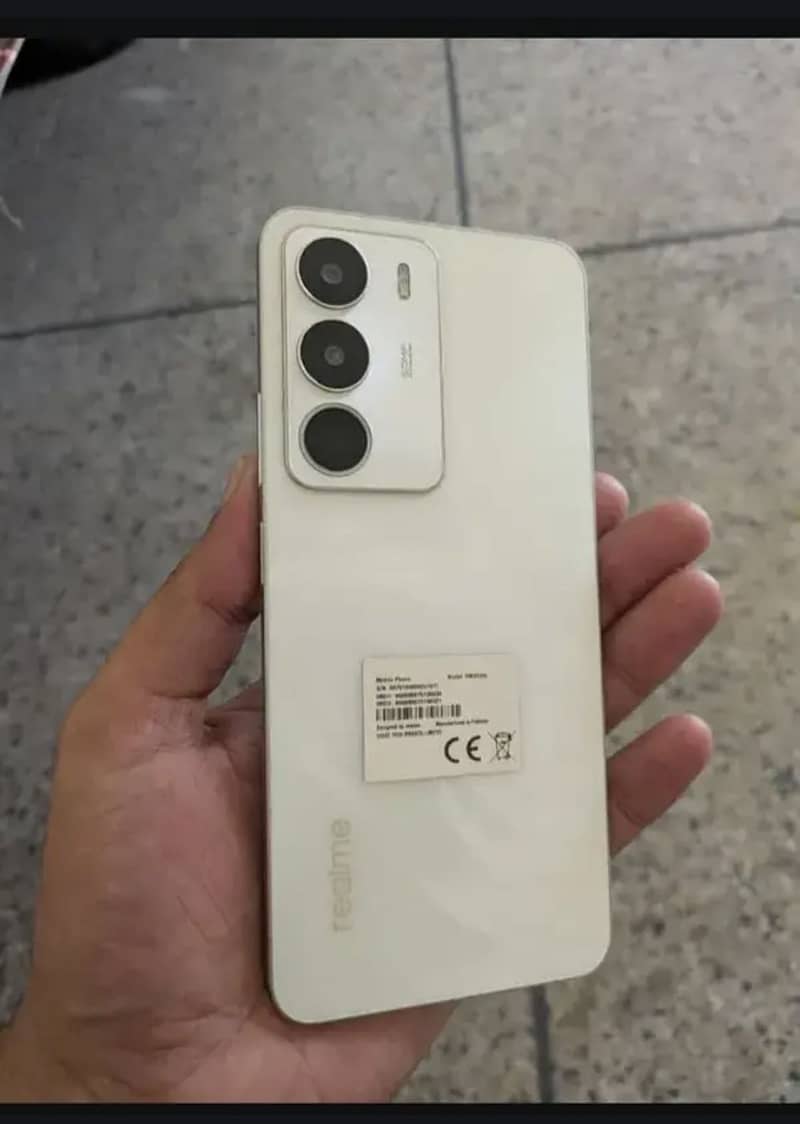 Realme C71 0