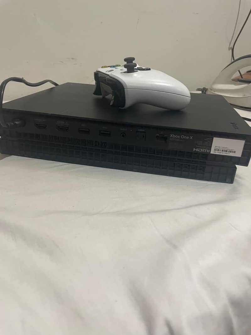 Xbox one X 2