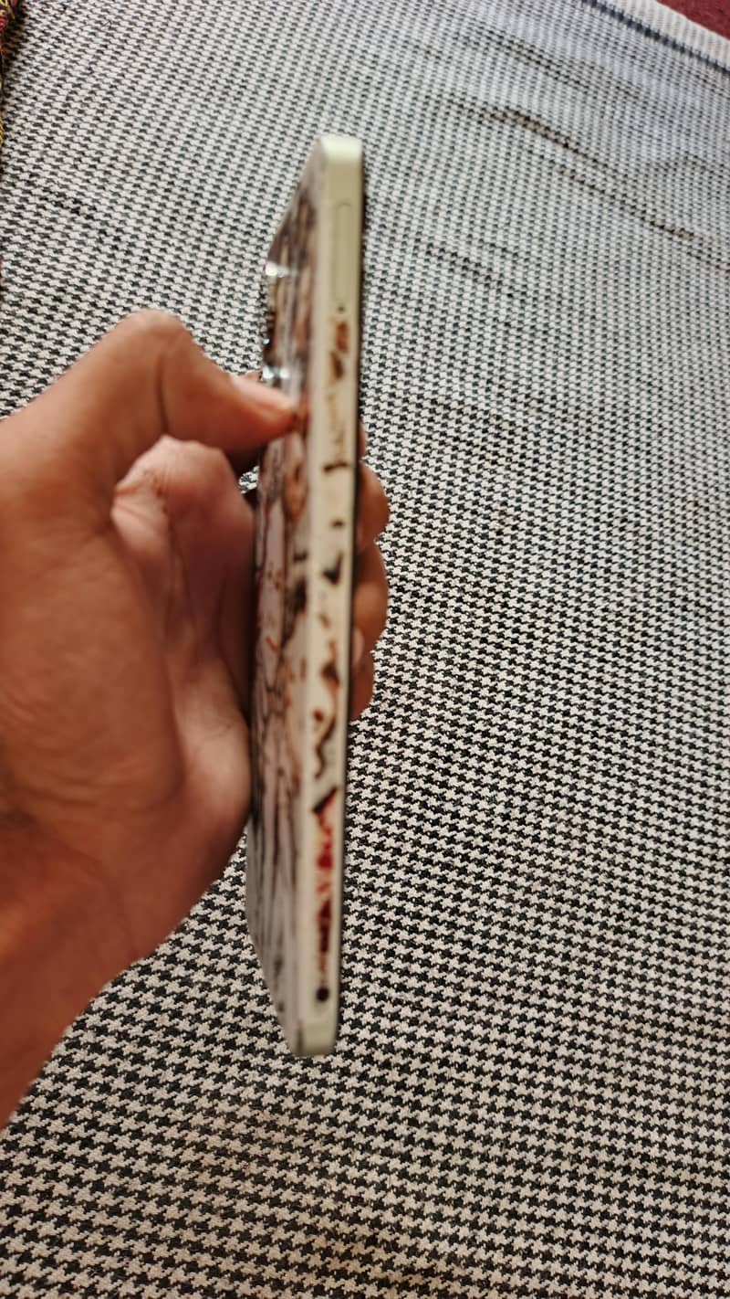 Realme Note 60x 2