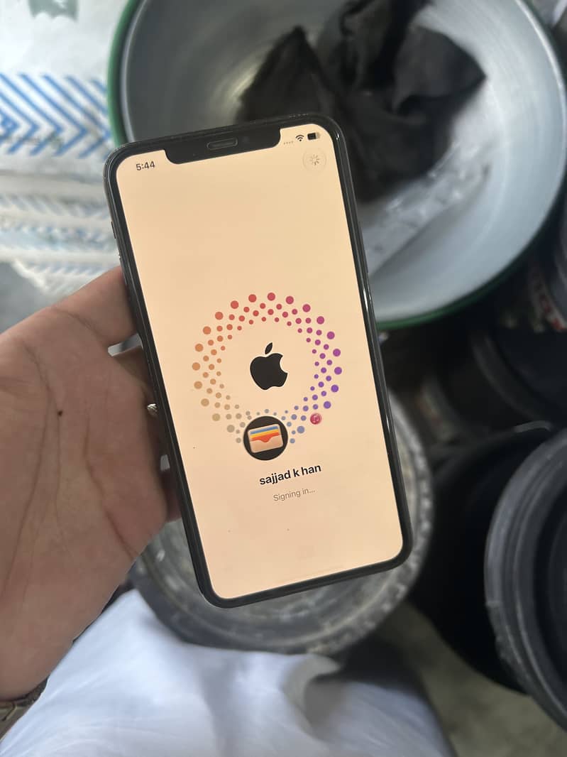 Apple iPhone 11 Pro Max 5