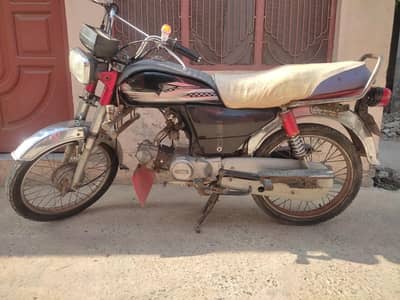Super Asia 2010 model, best condition powerful engine bike for sale