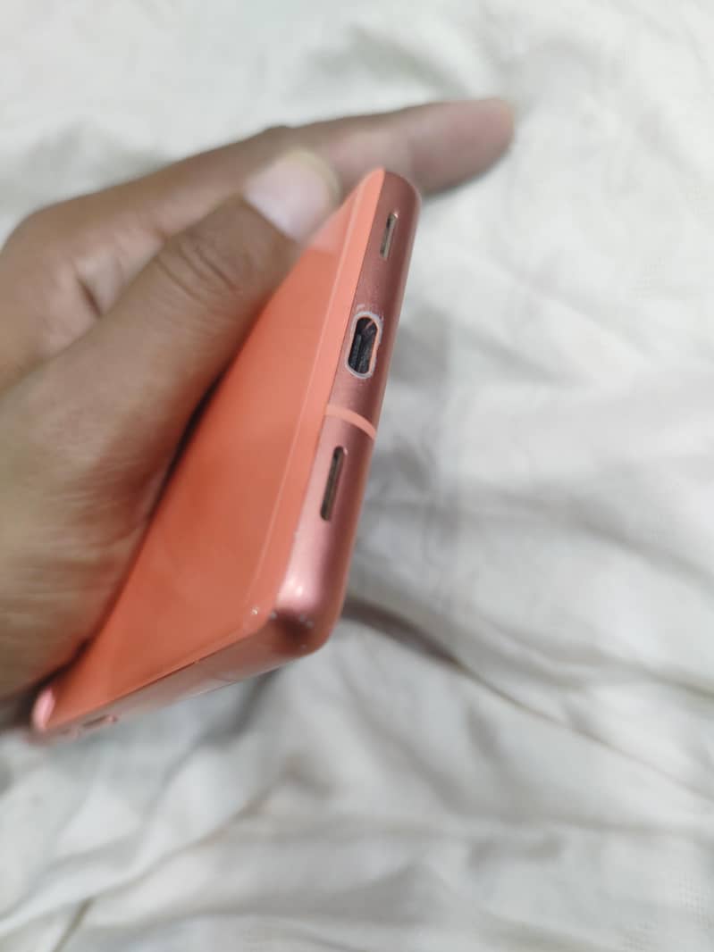 Google Pixel 7a 5