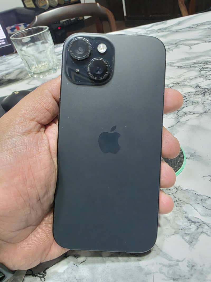 Apple iPhone 15 3