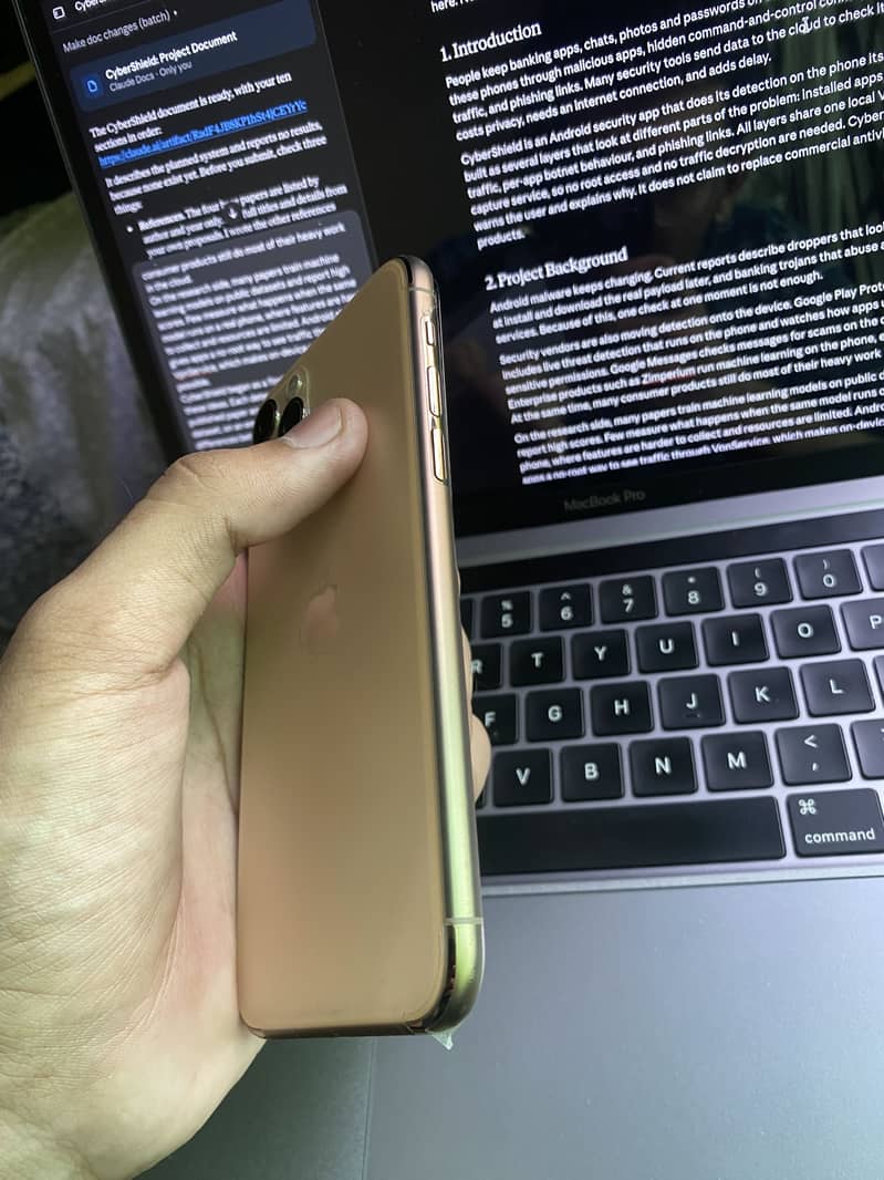 Apple iPhone 11 Pro 5