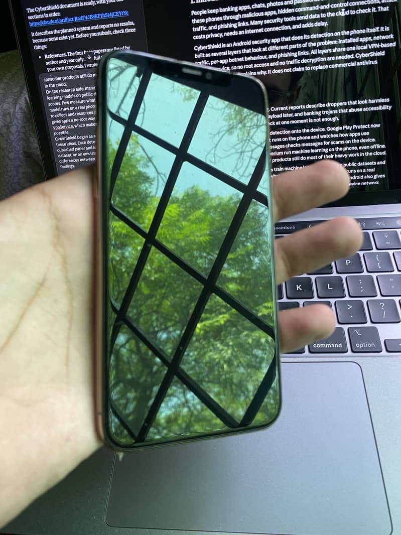 Apple iPhone 11 Pro 6