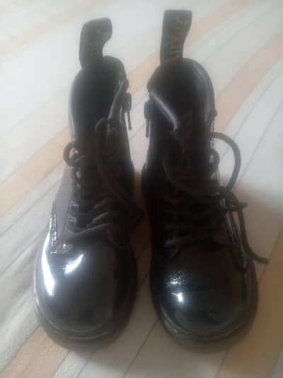imported brand  shoes for  sale