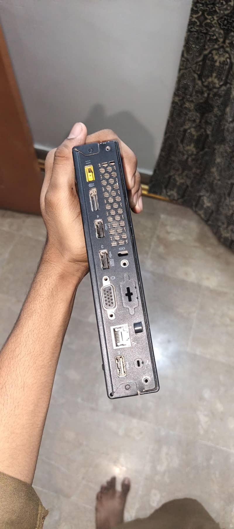 Lenevo mini pc i3 4thgen 1