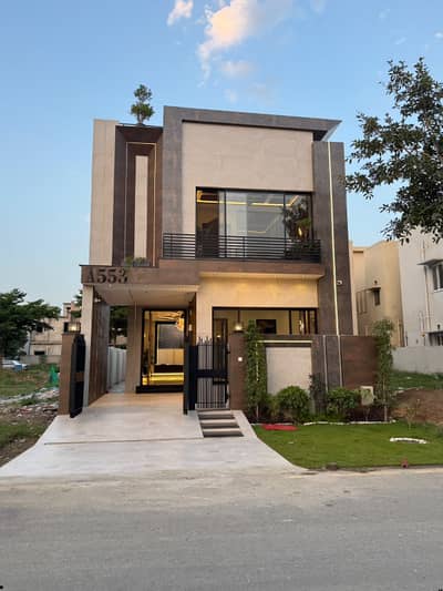 5 MARLA 50 FT ROAD HOUSE FOR SALE | DHA PHASE 9 TOWN, LAHORE*