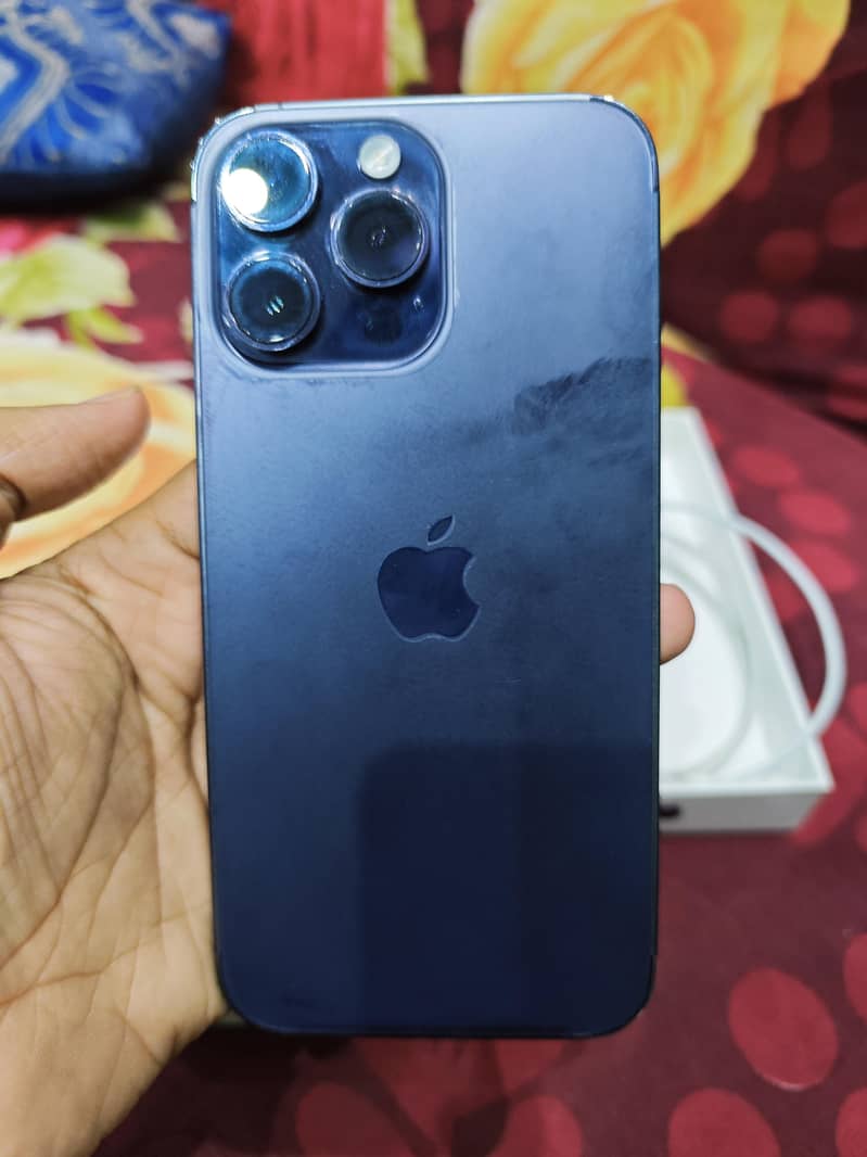 Apple iPhone 14 Pro Max 3