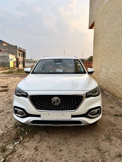MG HS 2021