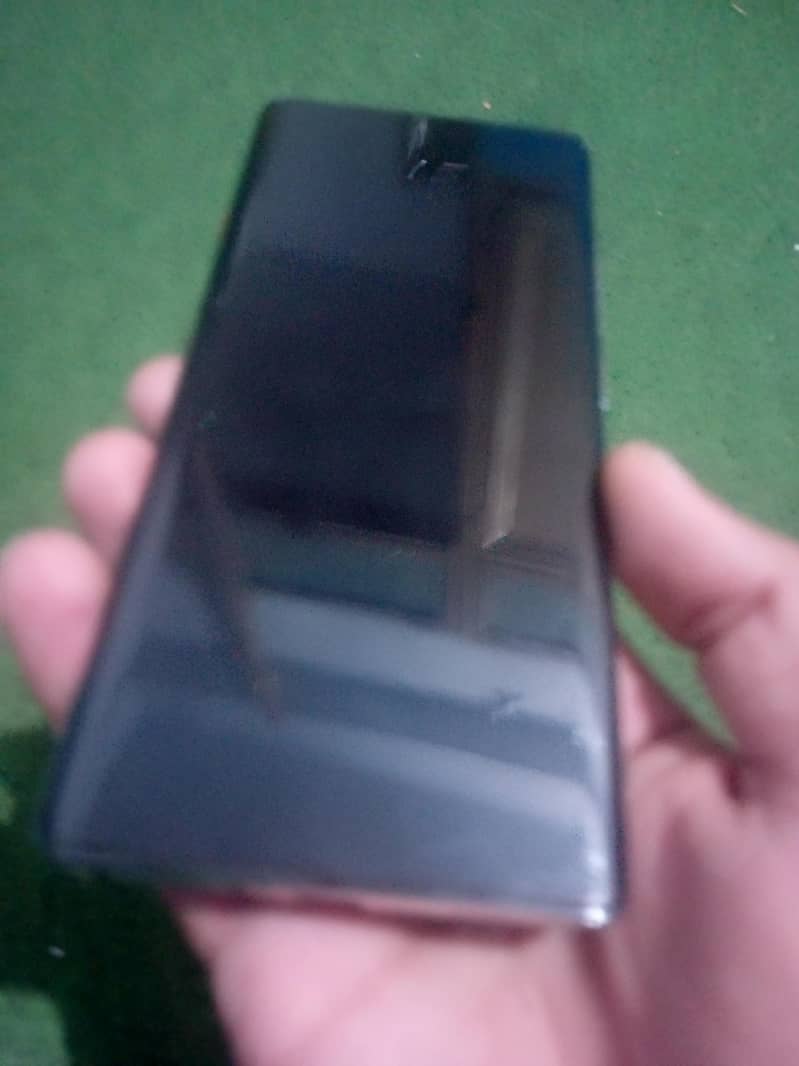 Tecno CAMON 40 Pro 1