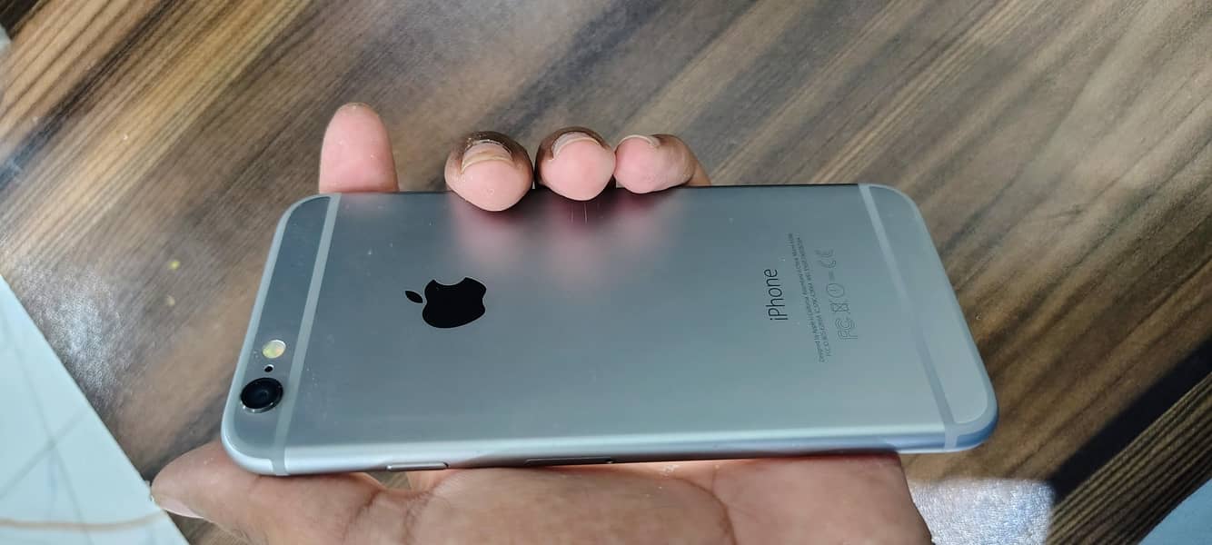 Apple iPhone 6 1