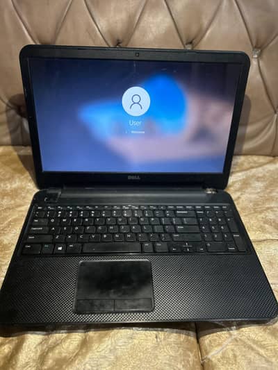 DELL CORE i 5 3 gen 4 gb ram 500 HDD