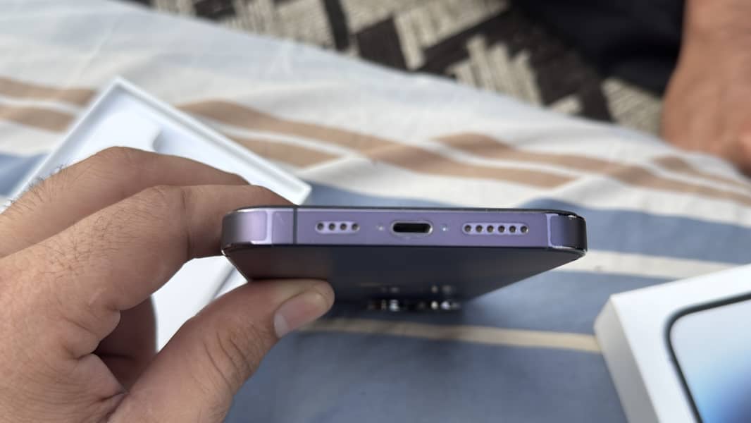 Apple iPhone 14 Pro Max 23