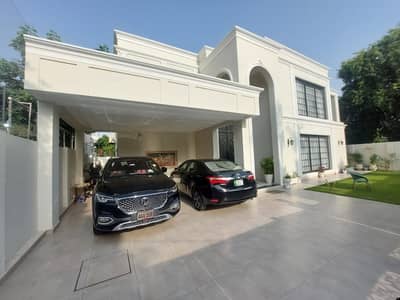 SYED BROTHERS PROUDLY OFFERS: 1-Kanal Elegant And Fully Maintained Renovated Bungalow Is Available In The Best Block Of DHA Lahore.