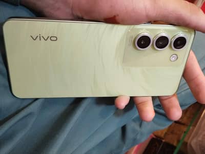 Vivo Y100