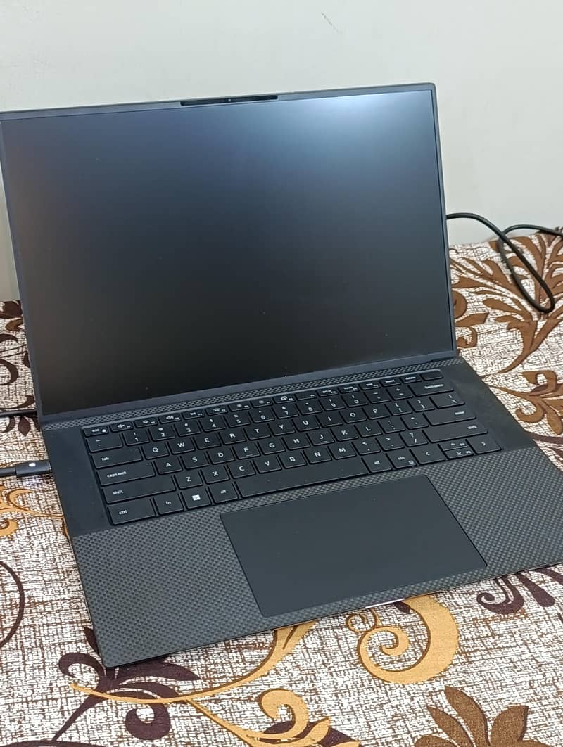 Dell Precision 5560 3