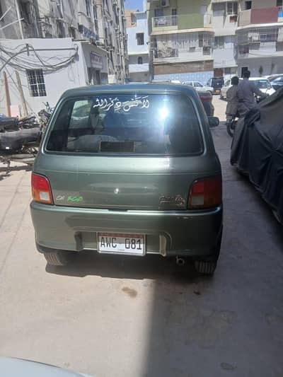 Daihatsu Cuore 2011