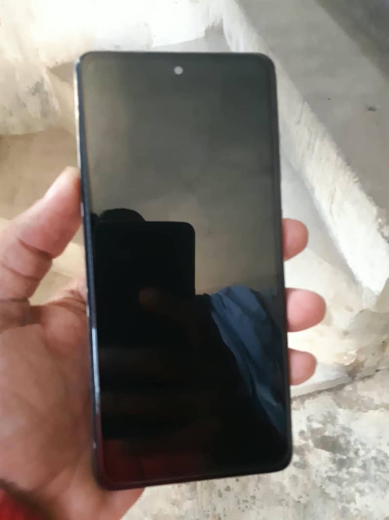 Samsung Mobile A72 2