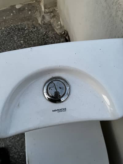 Marachi Commode New
